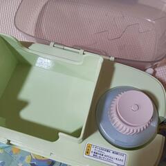 Combi コンビ お湯でコットンおしりふき グリーンの画像