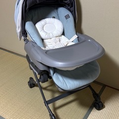 コンビ　電動　ハイローチェア　ネムリラ