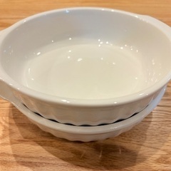 【５月４日まで出品】白いグラタン皿の画像
