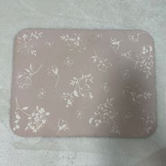 ニトリ 珪藻土入り柔らかマット 29×39 花柄