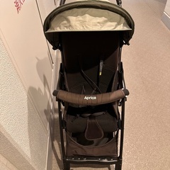 ベビーカー　B型