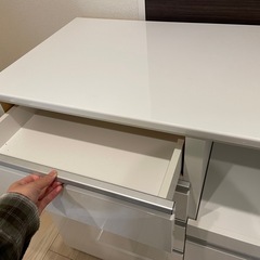【値下げ】カップボード　ニトリの画像