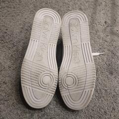 美品Calvin kleinスニーカーの画像