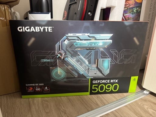 新品未開封　GIGABYTE RTX 5090 GAMING OC 32G