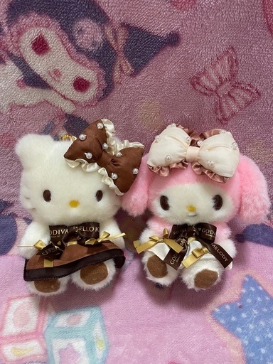 2025「GODIVA×サンリオ」 (ʚKANAɞ) 苅藻のおもちゃ《ぬいぐるみ