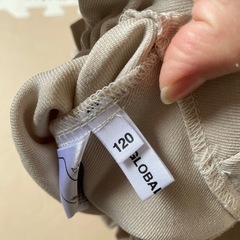 ベージュ タック入りショートパンツ 120の画像