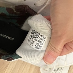 急ぎ 23cm adidas スニーカーの画像