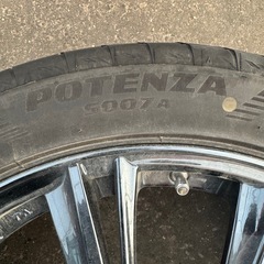 レオニス19インチアルミホイール　4本セット　夏タイヤ付きの画像
