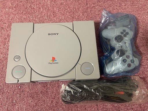 PlayStation 本体（SCPH-7000）