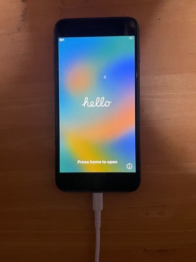 iphone8plus 64gb ソフトバンク AKB様