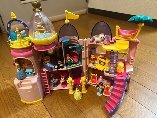 貴重　ディズニーちびキャラタウン魔法の国の大きなお城　レトロ　ミッキーミニーベル 貴重 ディズニーちびキャラタウン魔法の国の大きなお城 レトロ