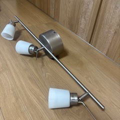 美品⭐️天井直付け スポットライト 3灯の画像