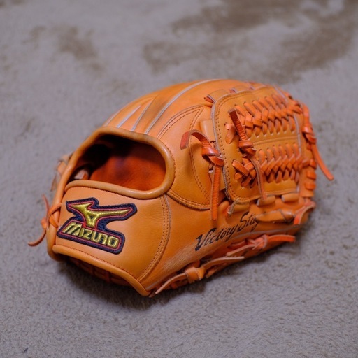 ミズノ ビクトリステージ 硬式グローブ (one) 甲子園の野球の