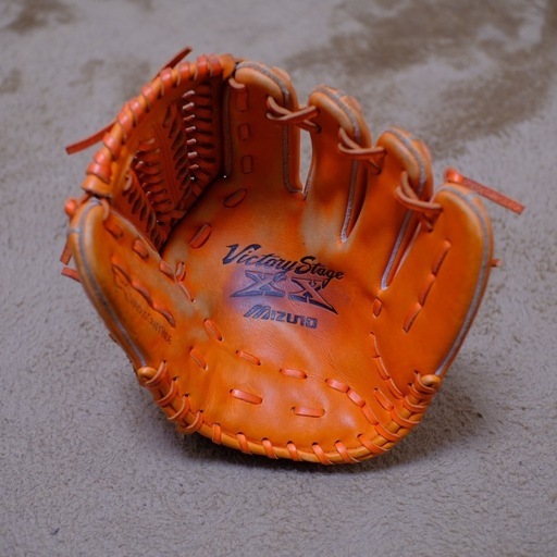ミズノ ビクトリステージ 硬式グローブ (one) 甲子園の野球の