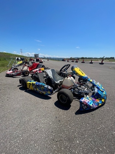 レーシングカート　カート