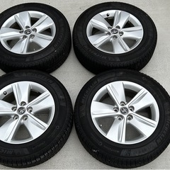 ハリアー純正ホイールスタッドレスタイヤ