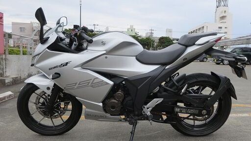 スズキ Gixxer SF250