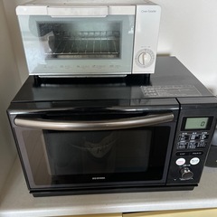 オーブンレンジとトースター&チェスト