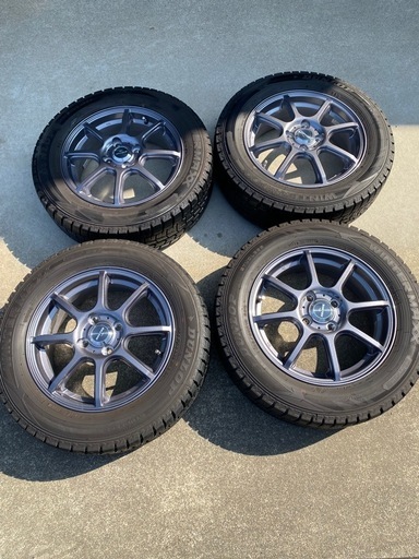 早めに！スタッドレスタイヤ４本　美品　185\65-15 4穴 100　早めに！