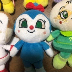アンパンマンと仲間たちぬいぐるみ6体の画像