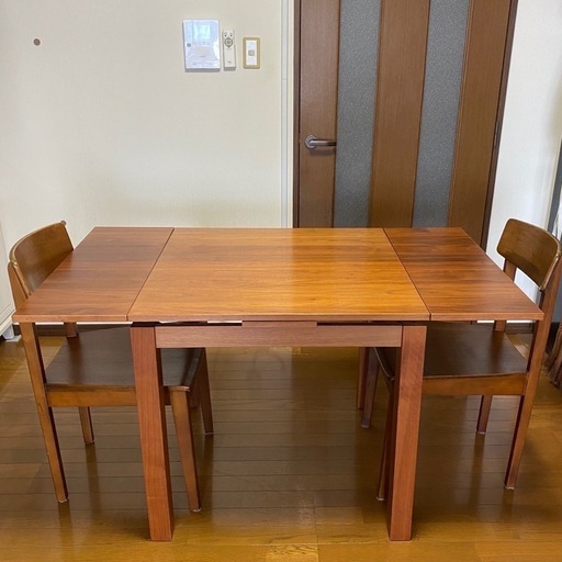 unico エクステンションダイニングテーブル