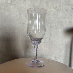 グラスB