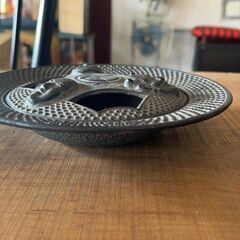 希少品　南部鉄器灰皿の画像