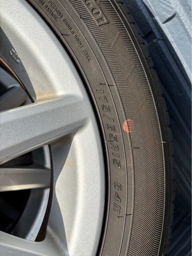 タイヤ?TOYOTAアクア