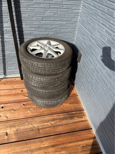 タイヤ?TOYOTAアクア