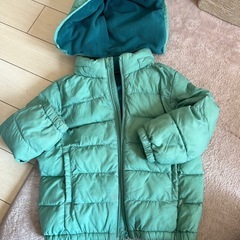 ユニクロ　キッズダウンコート