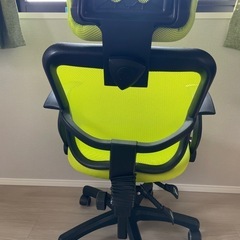 仕事用チェアーの画像