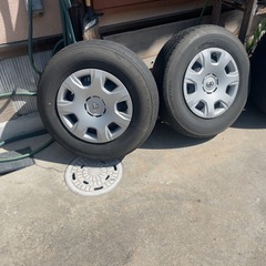 ハイエース純正　タイヤセット　中古