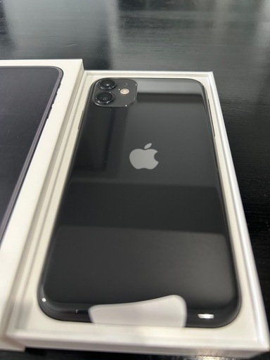 iPhone11 ・128GB ・バッテリー交換済み
          