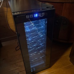 12本収納　ワインセーラーの画像