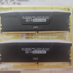 CORSAIR DDR5-6000MHz VENGEANCE RGB DDR5シリーズ Intel XMP メモリキット 32GB ブラック [16GB×2枚] の画像
