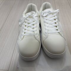 シンプルスニカー25cm無料ですの画像