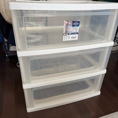 アイリスオーヤマ　プラスチック製衣装ケース　クローゼット