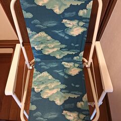 折りたたみチェアの画像