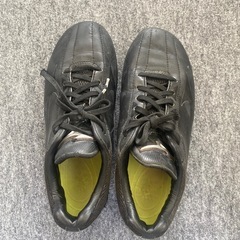 野球スパイク24
