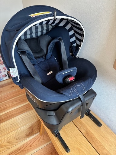 エールべべ　クルットi5 中古