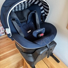 エールべべ　クルットi5 中古