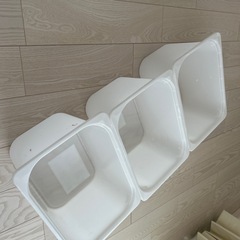 トロファストの入れ物3つ