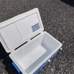 クーラーボックスの画像