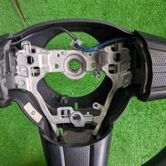 ステアリングホイールの画像