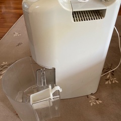 コロナの除湿機の画像