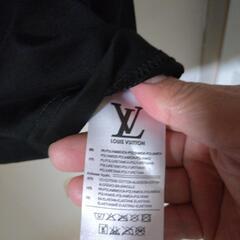 並行輸入品ルィヴィトンTシャツの画像