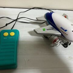 【中古玩具】ラジコン　ANA飛行機