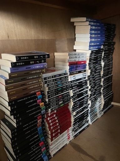 手塚治虫　漫画　100冊以上　火の鳥　ブラックジャック　鉄腕アトム　ブッダ　等