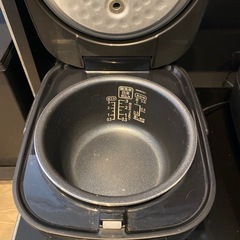 アイリスオーヤマ炊飯器の画像