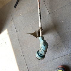 動作確認済 makita モデル MUR182UD BL MOTOR 充電式 草刈機 刈払機 18V 本体のみの画像